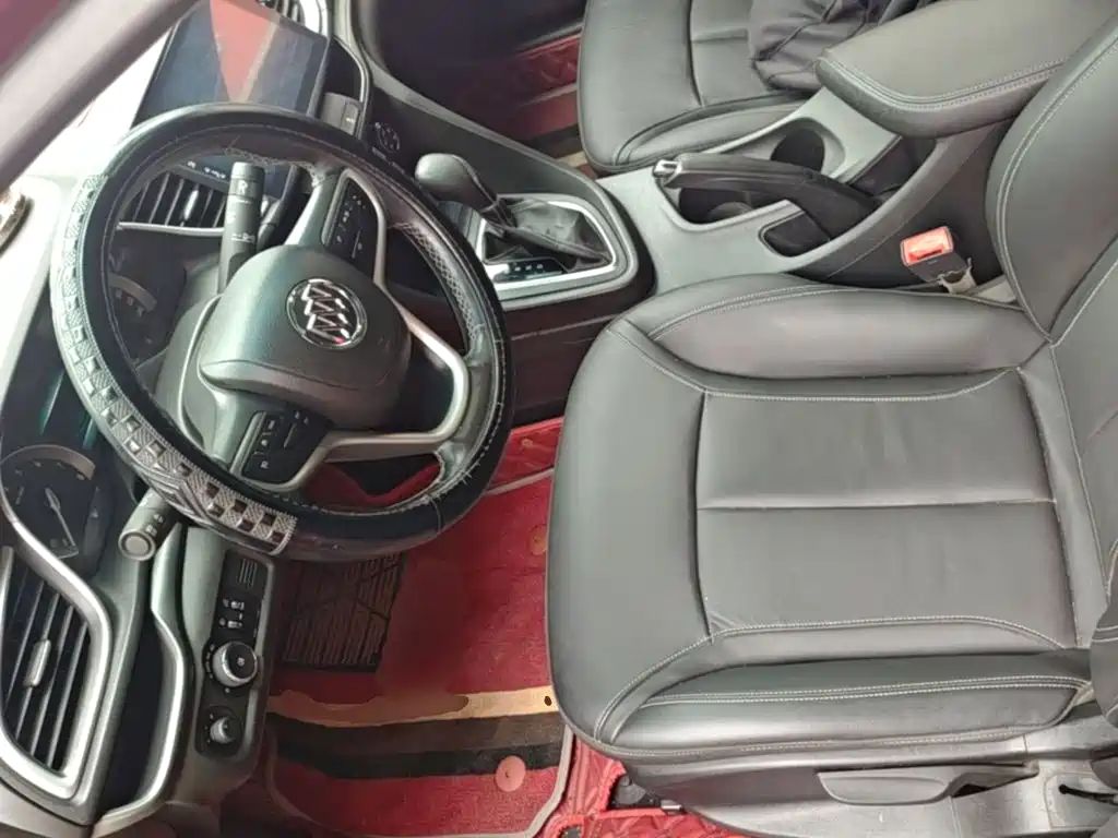 Buick Excelle 2017 — фото 16