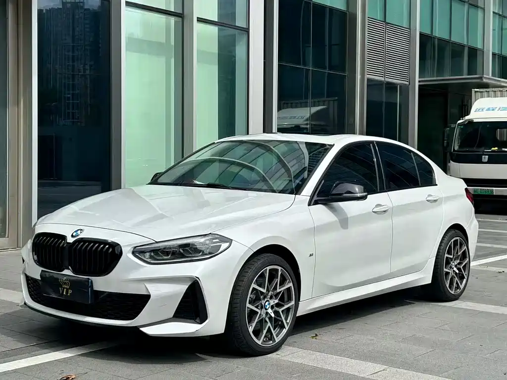 BMW 1 Series 2020