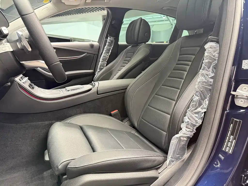 Mercedes-Benz E-Class 2019 — фото 15