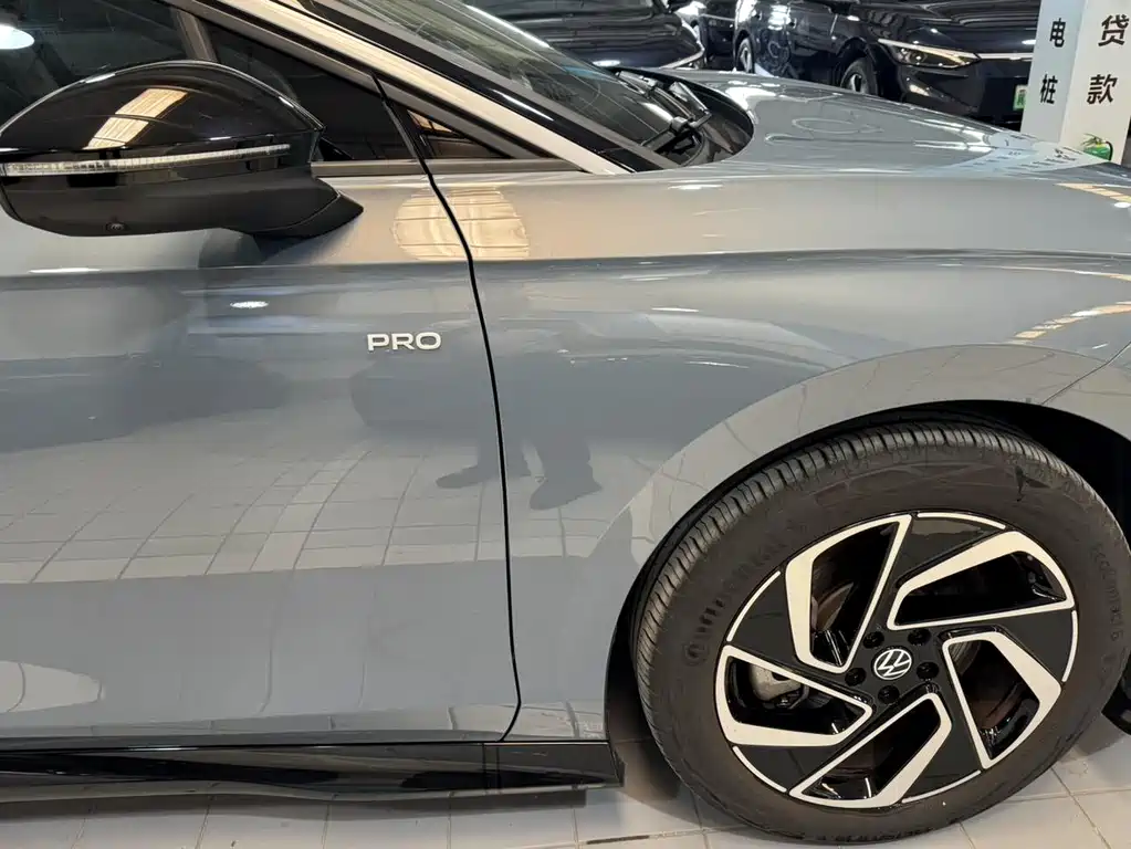 Volkswagen ID.7 VIZZION 2025