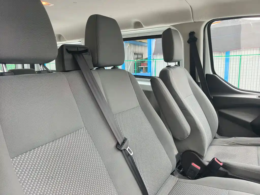 Ford Transit 2020 — фото 12