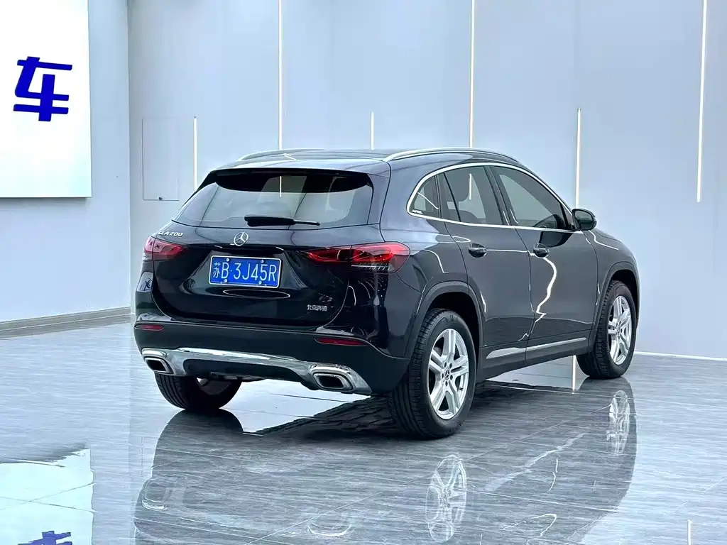 Mercedes-Benz GLA 2023 — фото 12