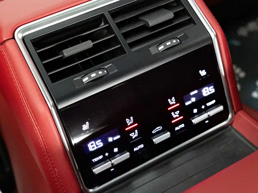 Porsche Panamera 2024 — фото 16