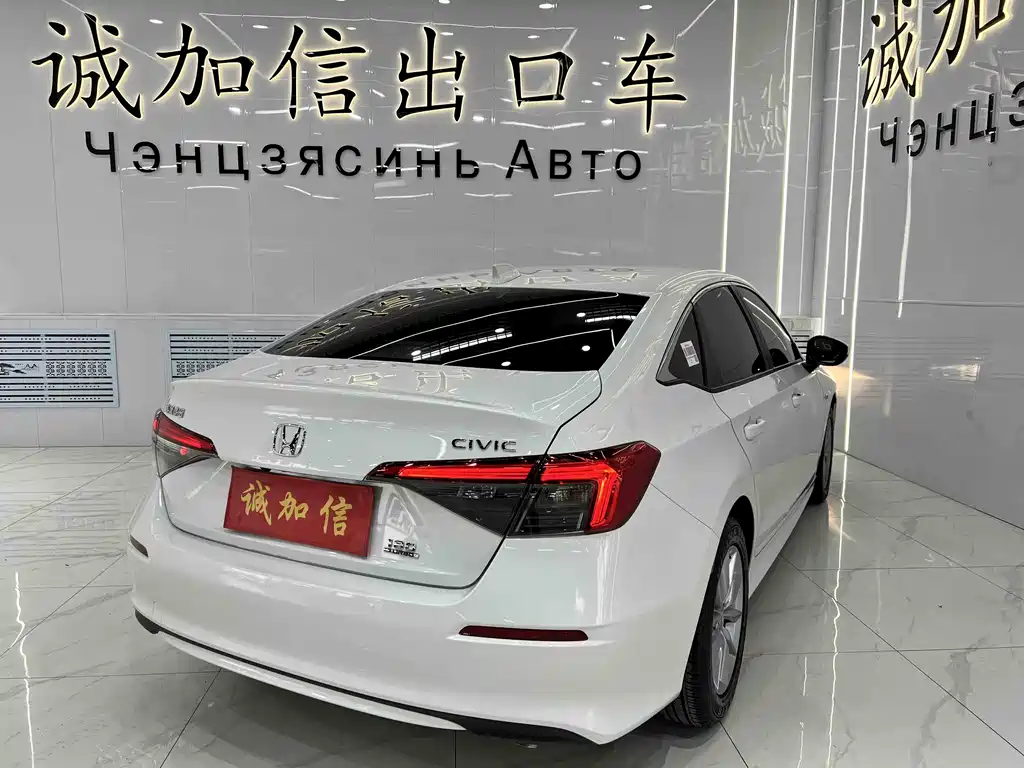 Honda Civic 2022 — фото 4