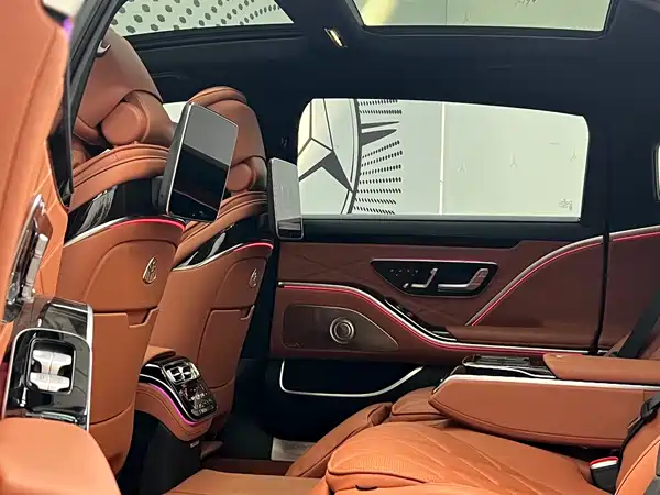 Mercedes-Benz Maybach S-Class 2025