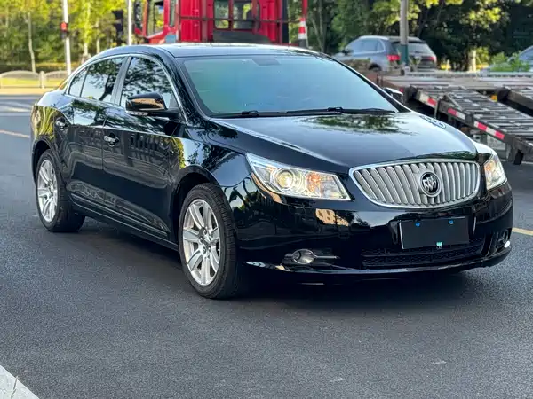 Buick LaCrosse 2010