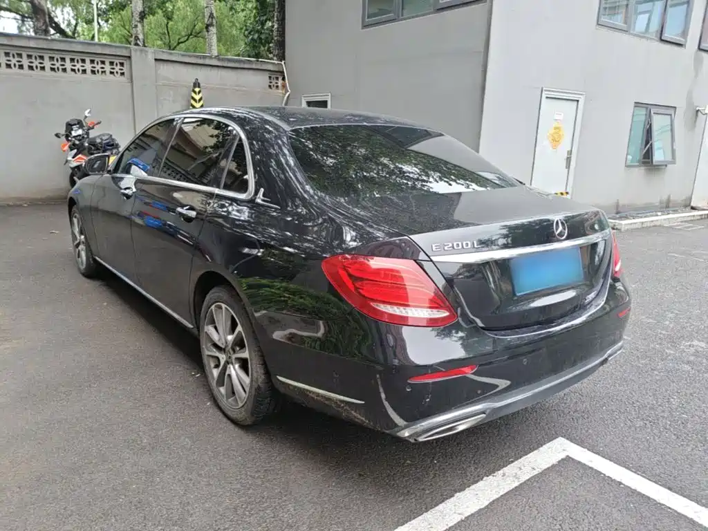 Mercedes-Benz E-Class 2018