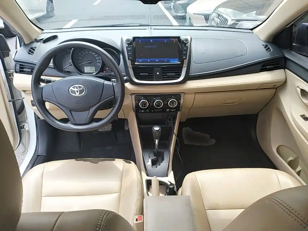 Toyota Vios FS 2017 — фото 10