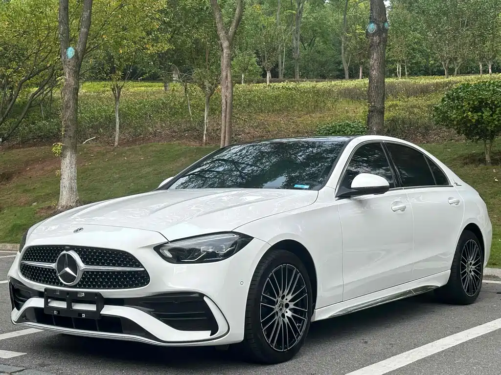 Mercedes-Benz C-Class 2023