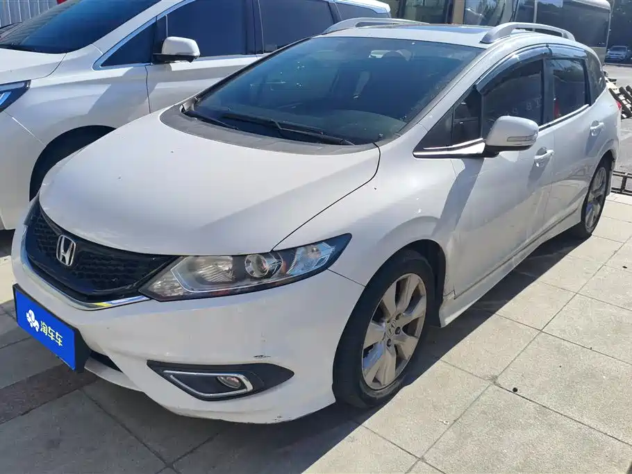 Honda Jade 2015 — фото 1