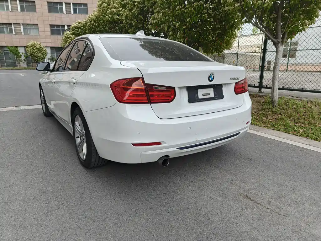 BMW 3 Series 2014 — фото 8