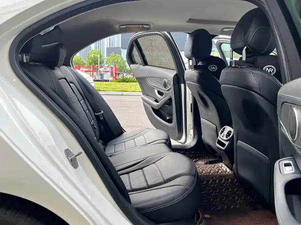 Mercedes-Benz C-Class 2019