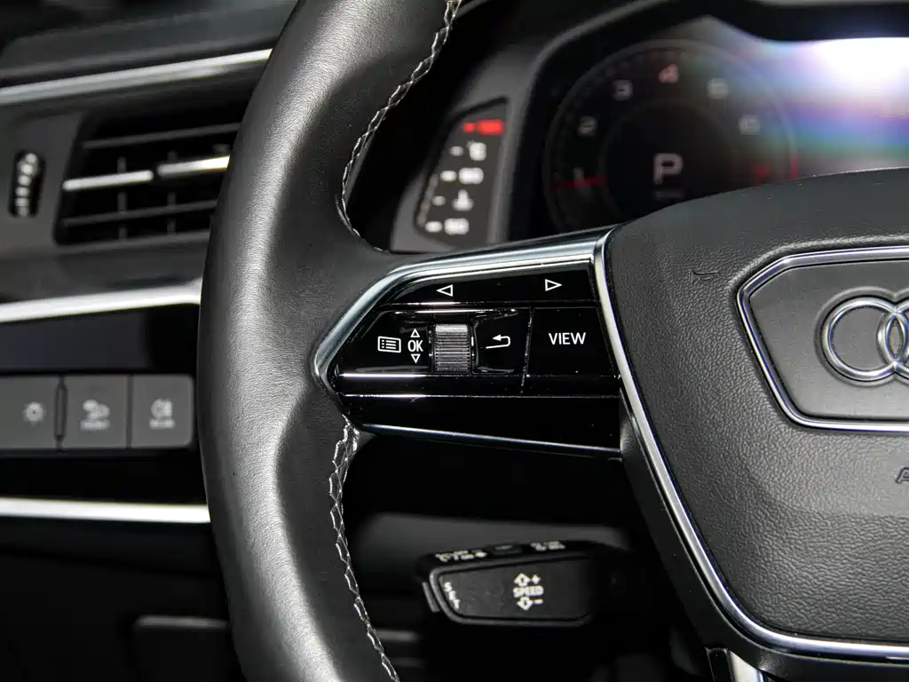 Audi A6L 2021 — фото 20