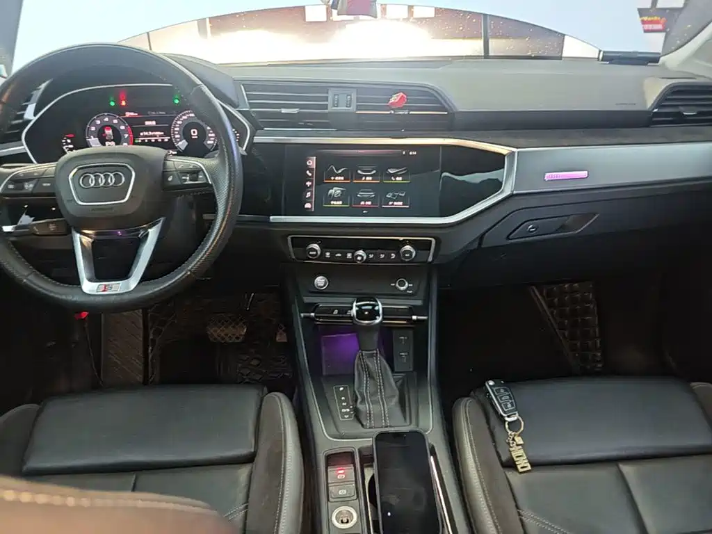 Audi Q3 Sportback 2021 — фото 13