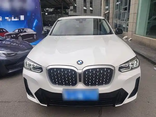 BMW X4 2022