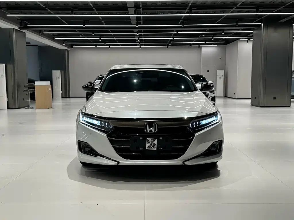 Honda Accord 2022 — фото 2