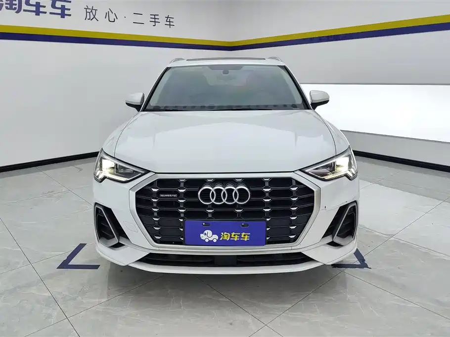 Audi Q3 2021