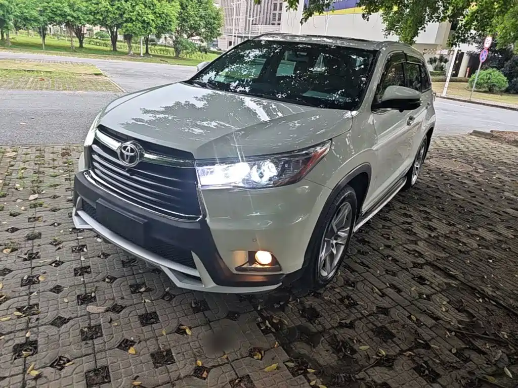 Toyota Highlander 2015