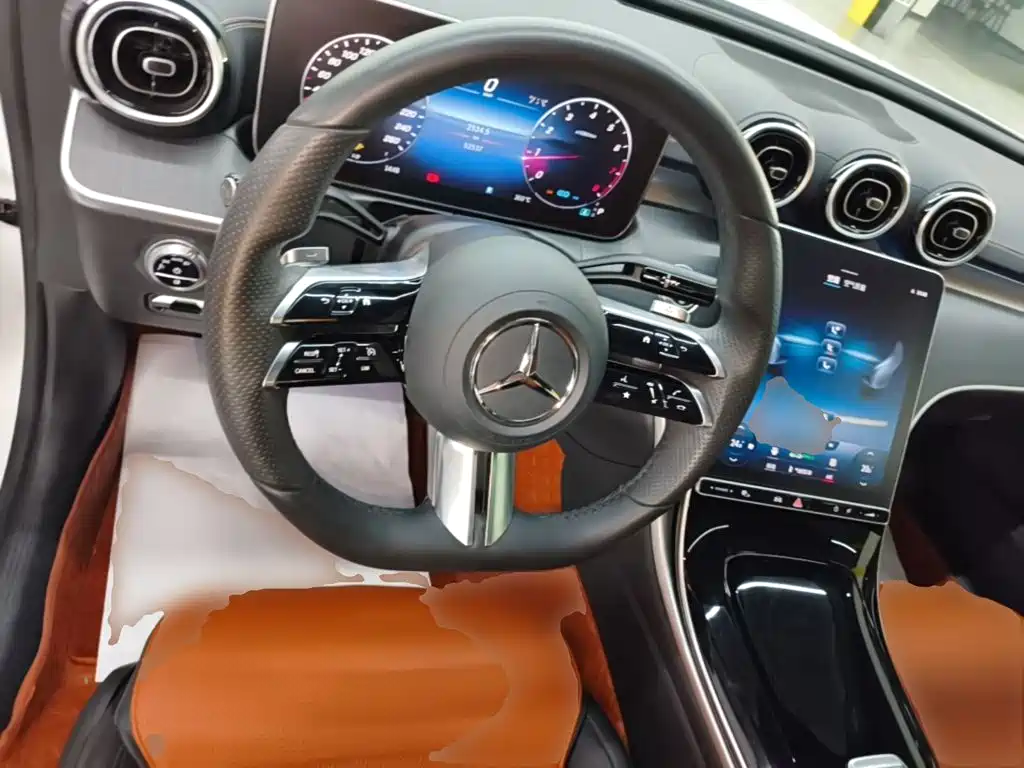 Mercedes-Benz C-Class 2022 — фото 11