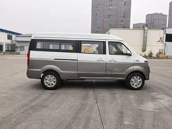Jinbei New Hiace S 2021