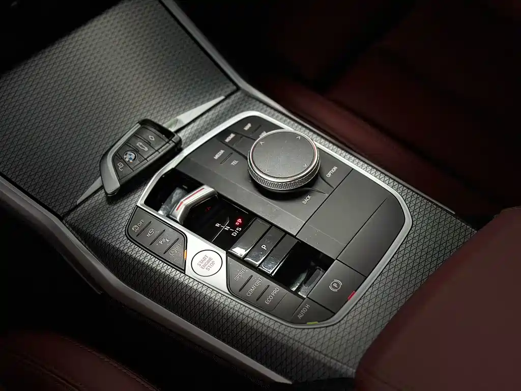 BMW 3 Series 2023