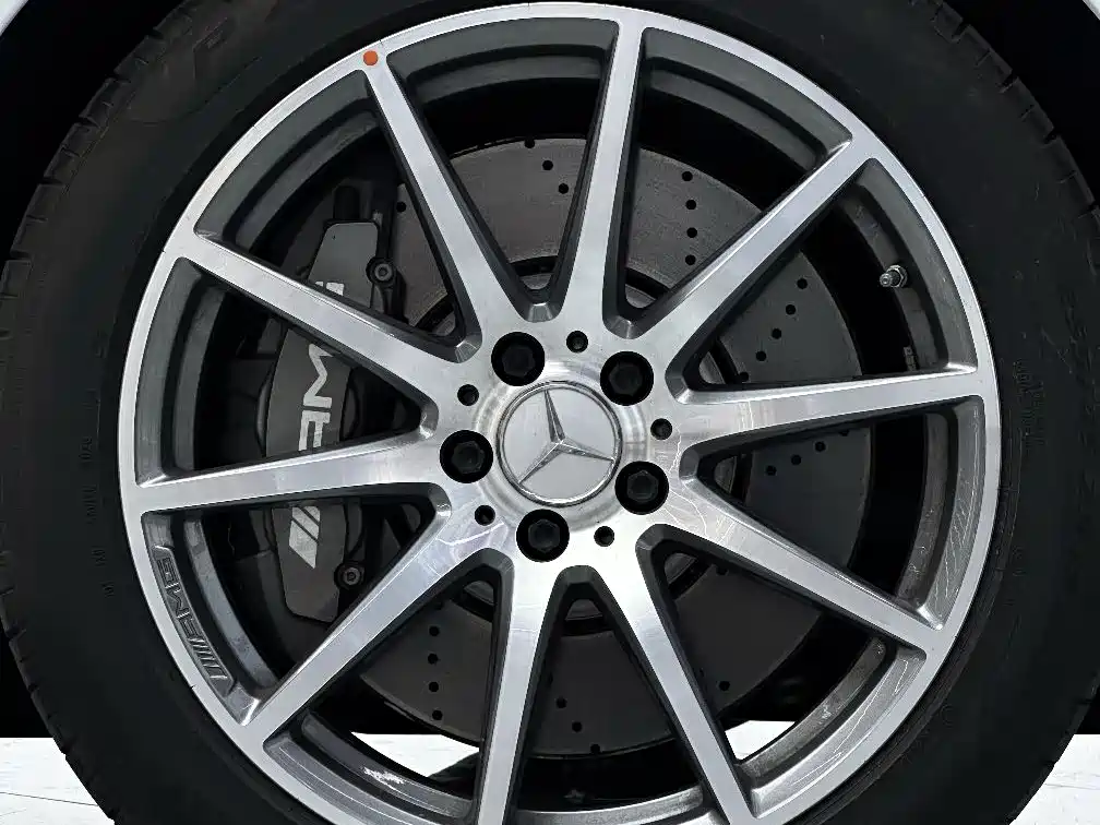 Mercedes-Benz SL-Class AMG 2025 — фото 9