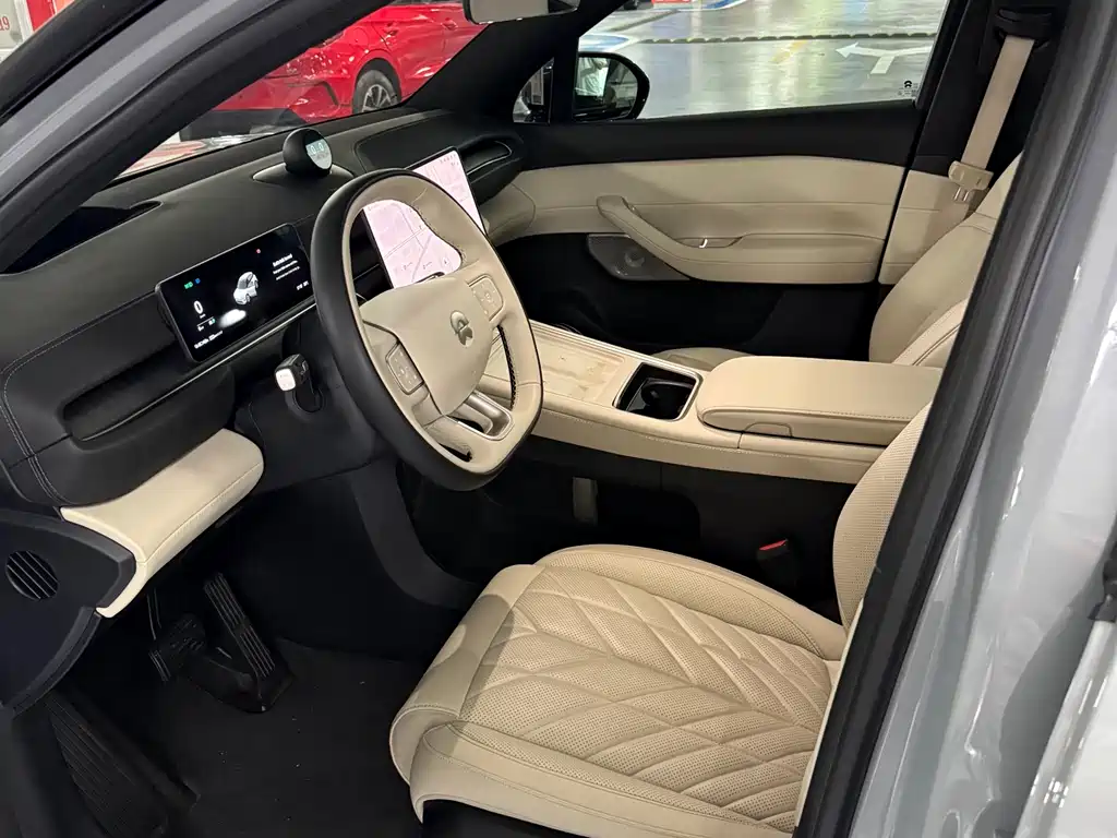 NIO ES6 2025