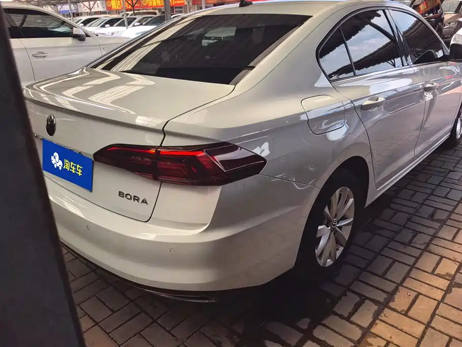 Volkswagen Bora 2021