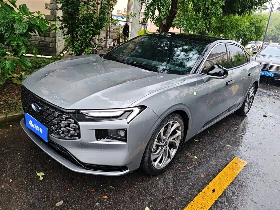 Ford Mondeo 2025