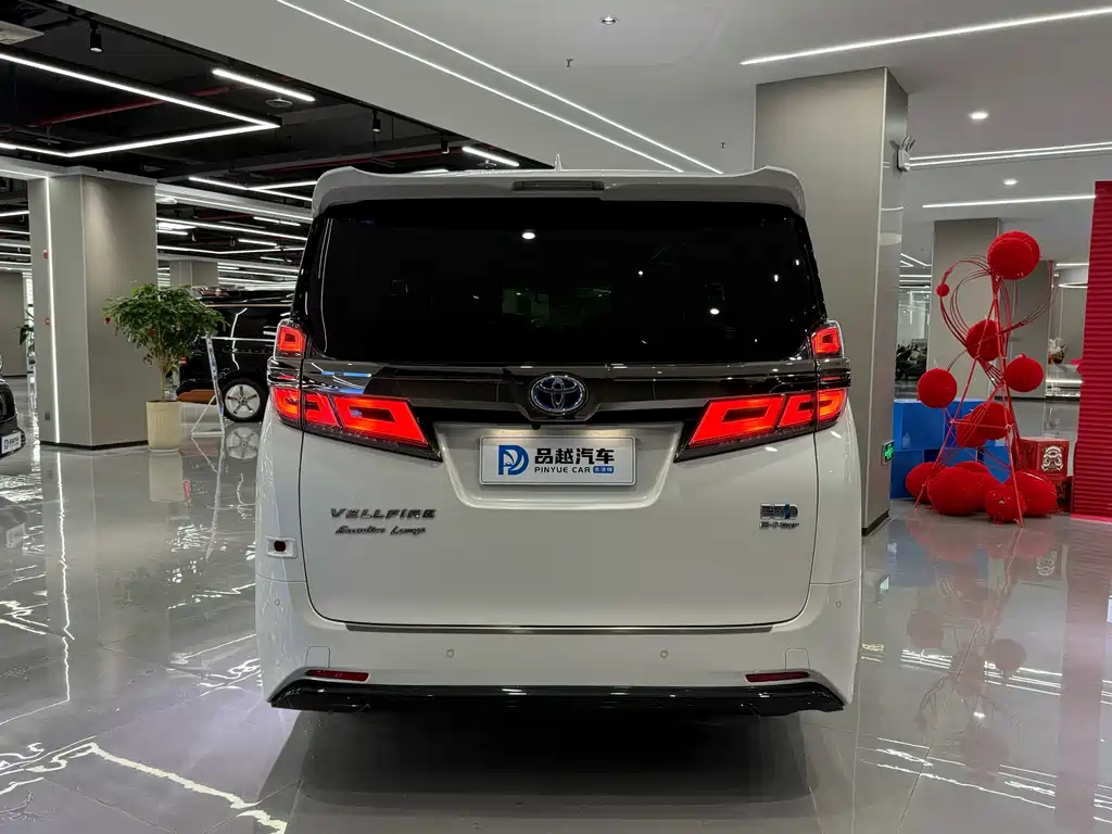 Toyota Vellfire 2022 — фото 4