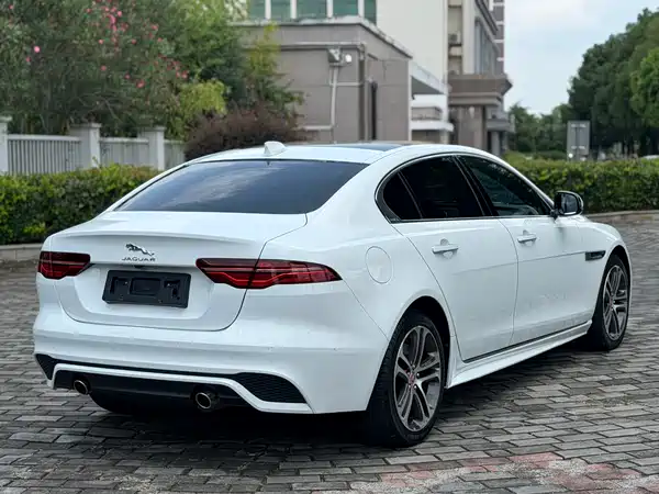 Jaguar XEL 2021