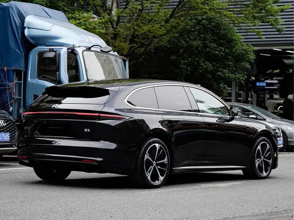 NIO ET5T 2025