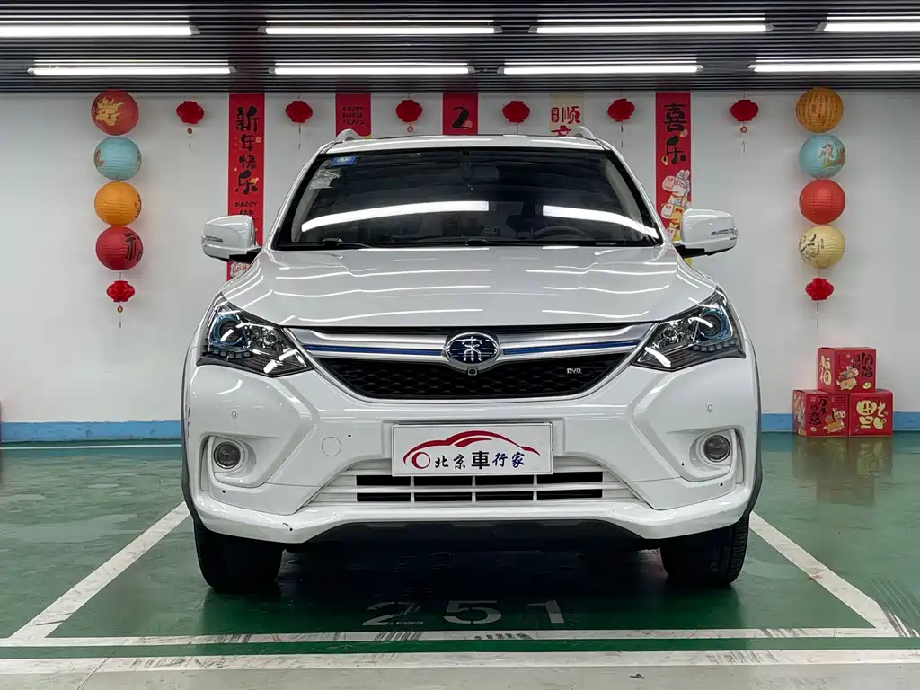 BYD Song New Energy 2017 — фото 2