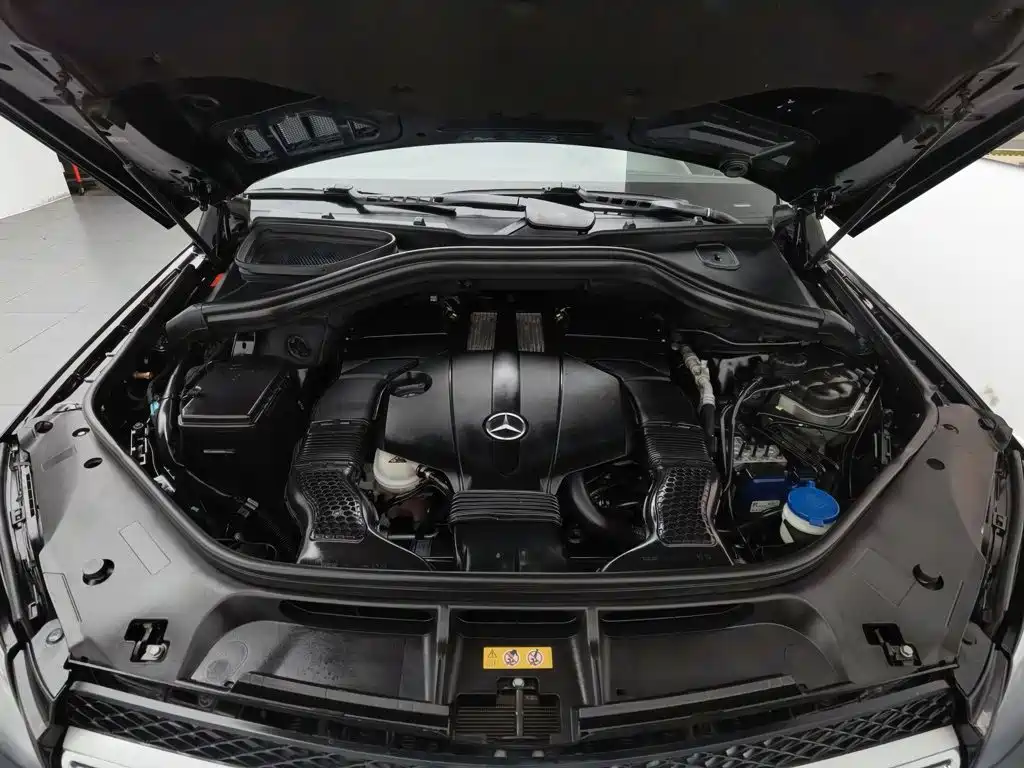 Mercedes-Benz GLE 2016