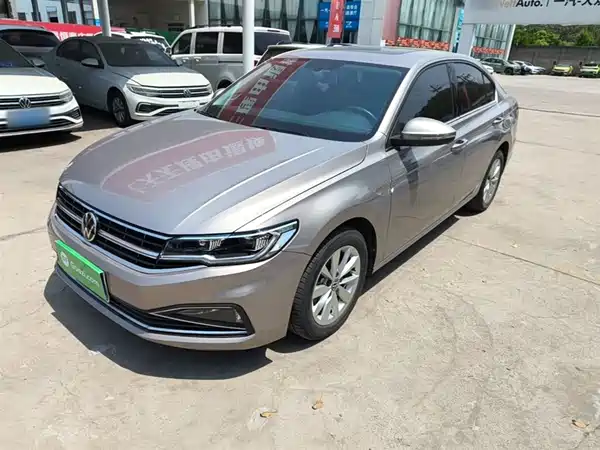 Volkswagen Bora 2021