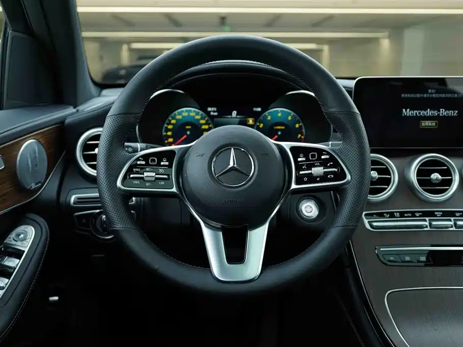 Mercedes-Benz GLC 2021 — фото 17