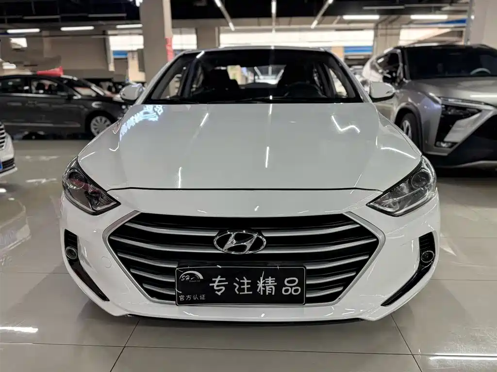 Hyundai Elantra 2016