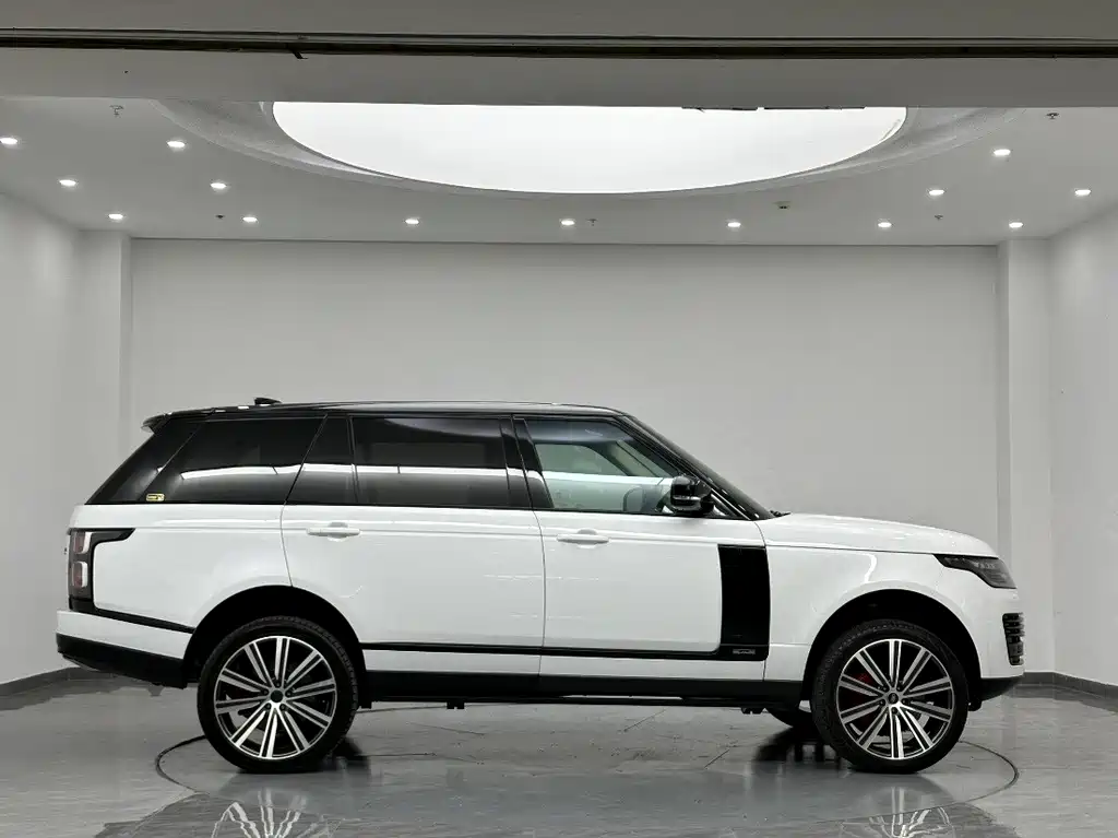 Land Rover Range Rover 2022 — фото 4