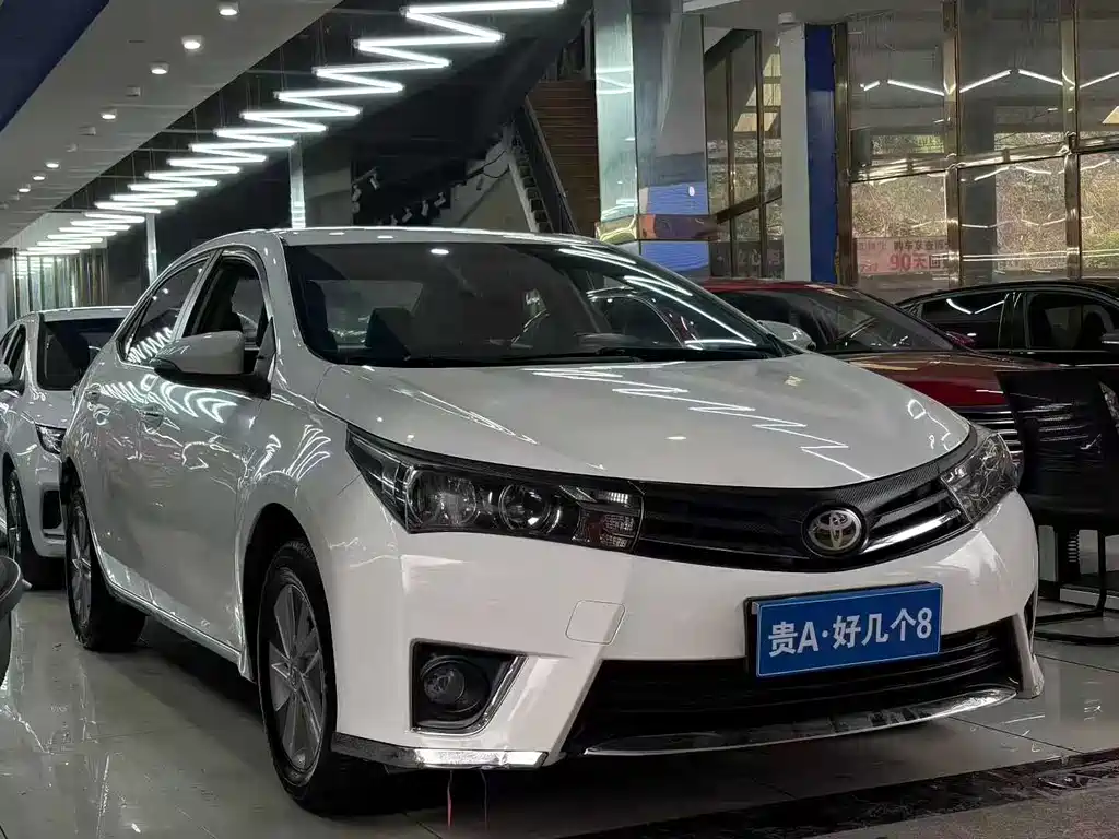 Toyota Corolla 2017 — фото 3