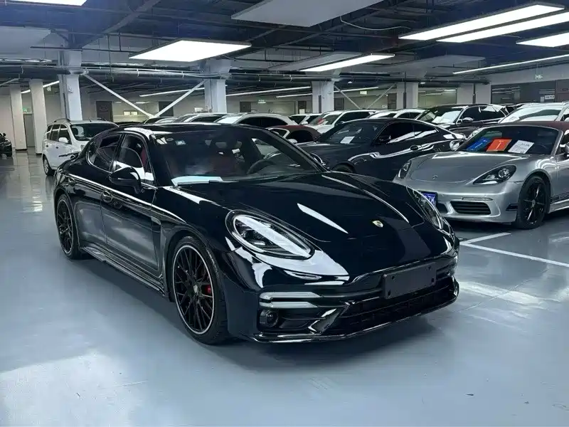 Porsche Panamera 2015 — фото 6