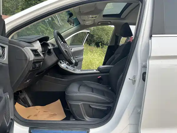 Geely Emgrand GL 2017