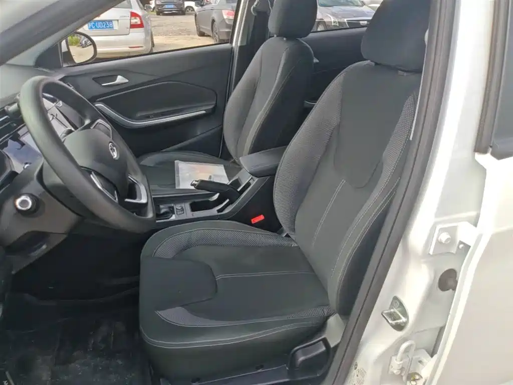 Chery Tiggo 3x 2025 — фото 15