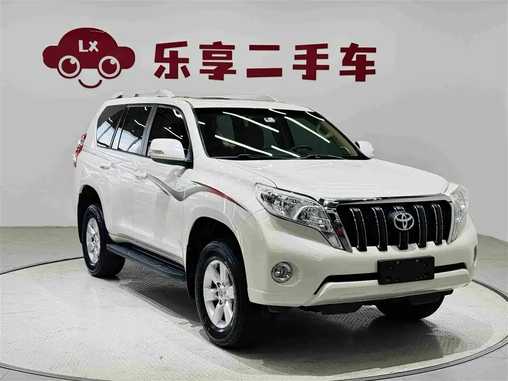 Toyota Prado 2017 — фото 7