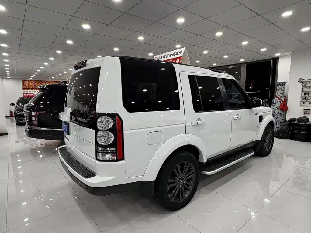 Land Rover Discovery 2016