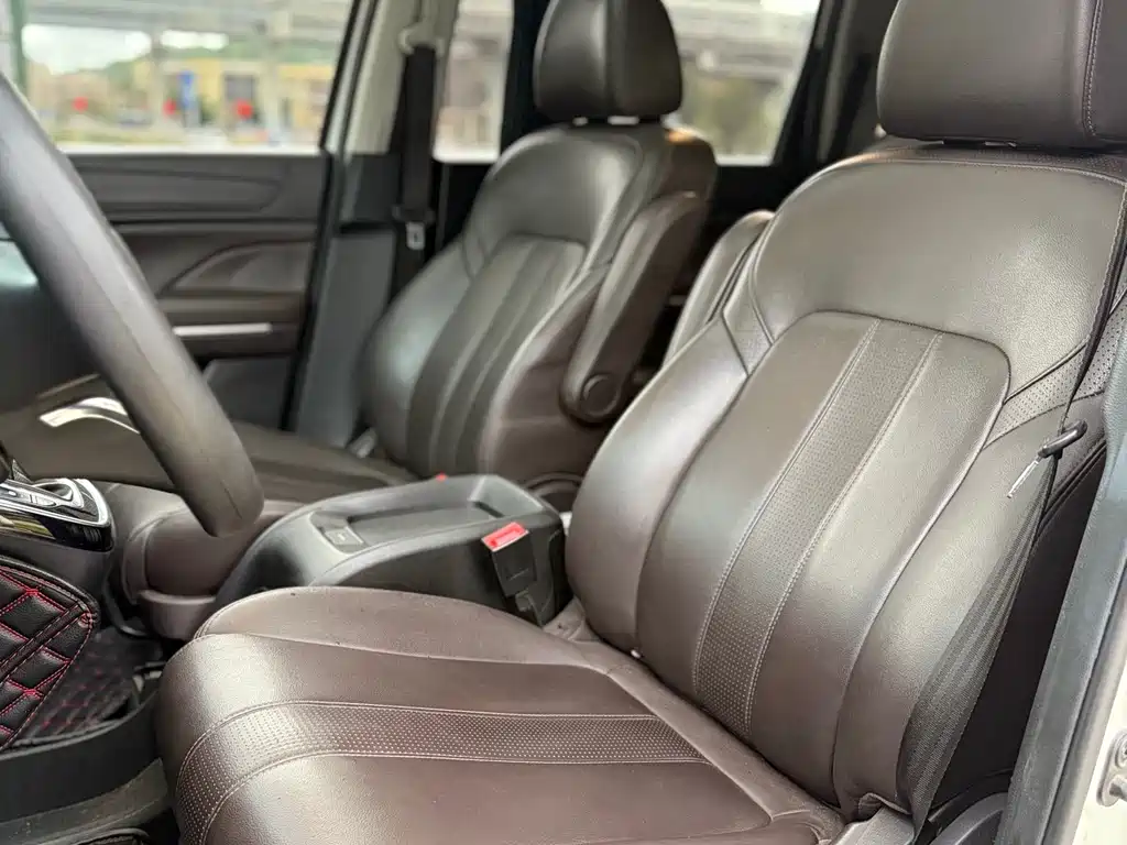 GAC Motor Trumpchi M6 2019 — фото 17