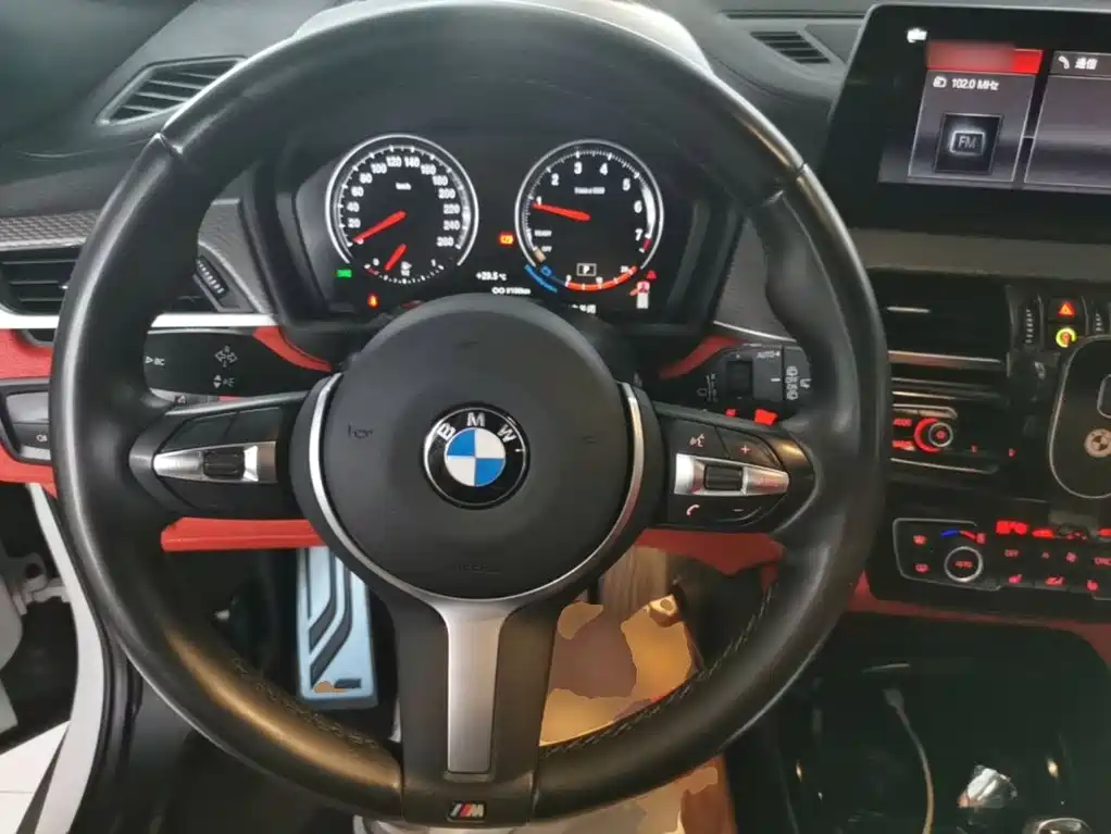 BMW X2 2021 — фото 11