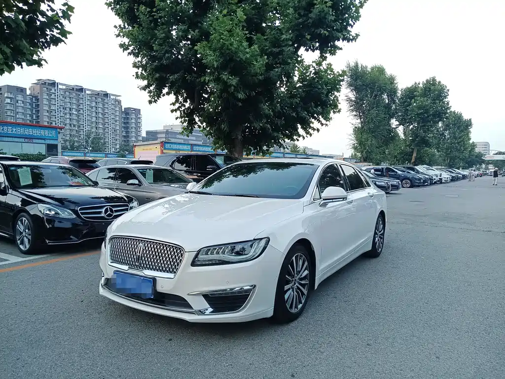 Lincoln MKZ 2018