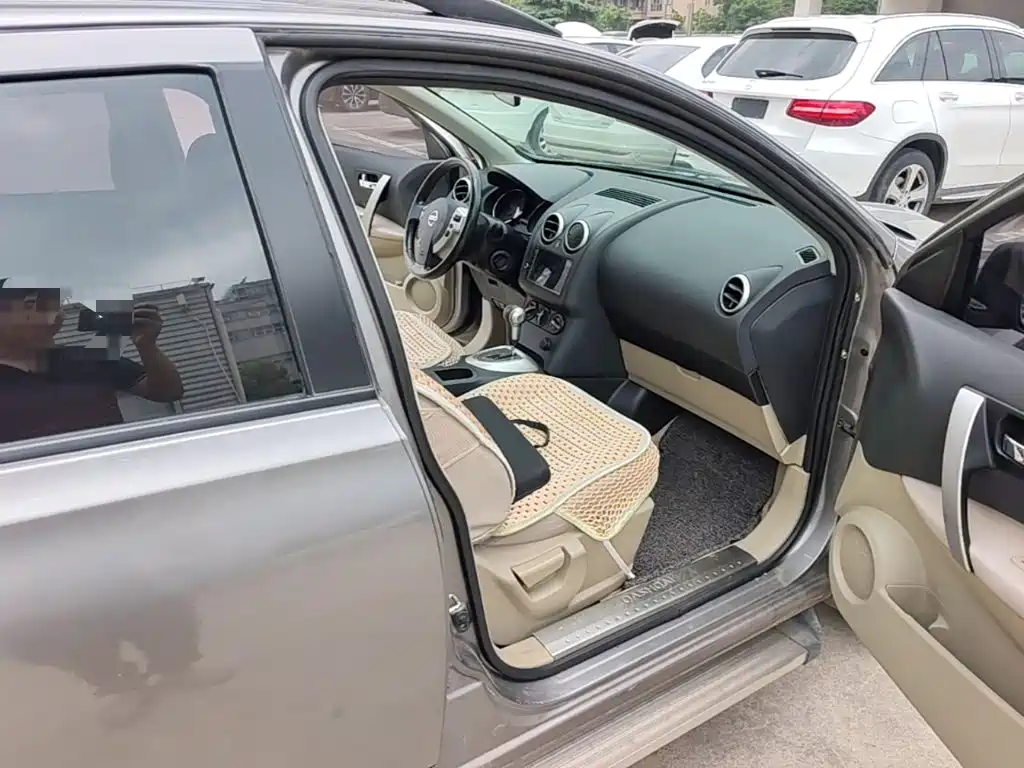 Nissan Qashqai 2015 — фото 11