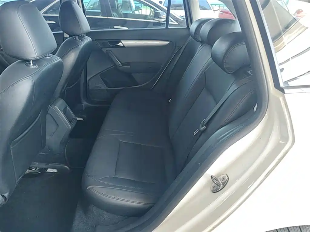 Volkswagen Gran Lavida 2015 — фото 17