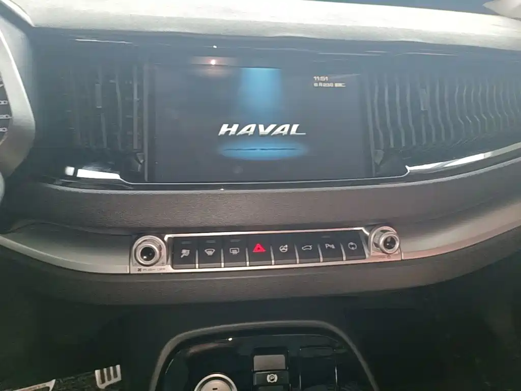 Haval H2s 2018 — фото 13